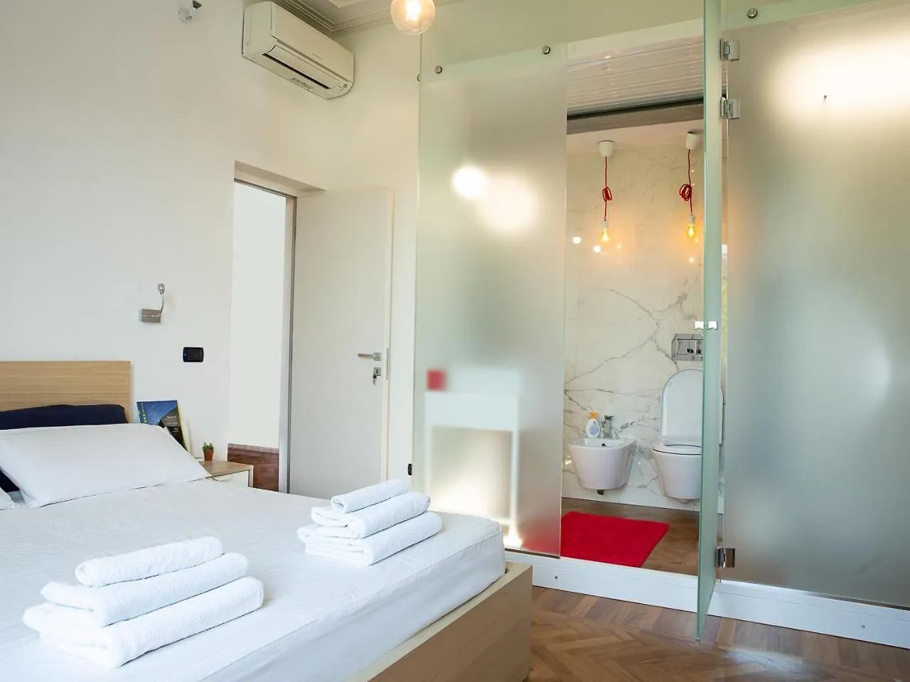 Room In Roma Isole Rome